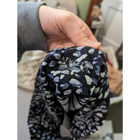 🎃 Athleta patterned mesh cropped leggings XS - Picture 5 of 5